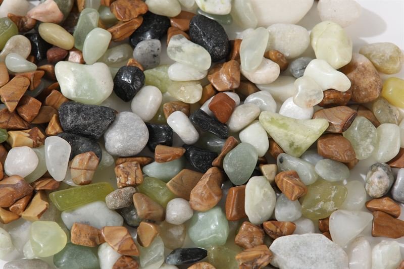 Mixed colour jade pebbles in 10–20mm showing natural shape variation