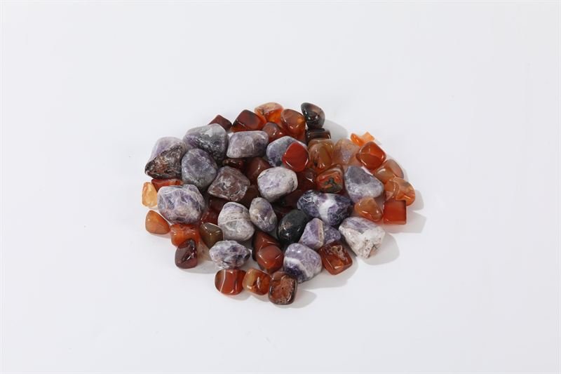 Purple & red agate in 10–15mm showing natural shape variation