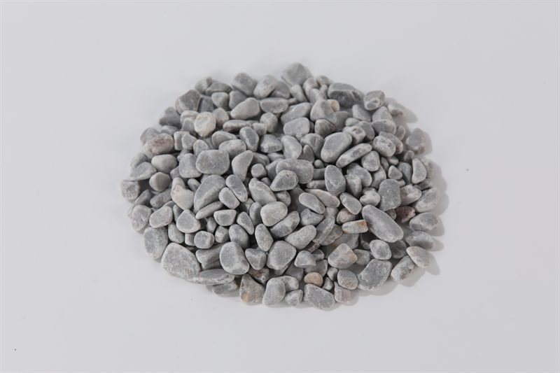 Dark grey rounded gravel in 10–20mm shown loose