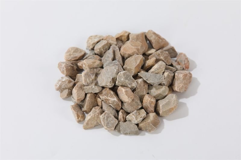 Floor yellow crushed aggregate in 10–25mm shown from another angle