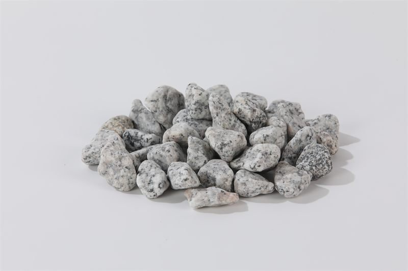 Sesame grey crushed aggregate in 15–25mm showing natural shape variation