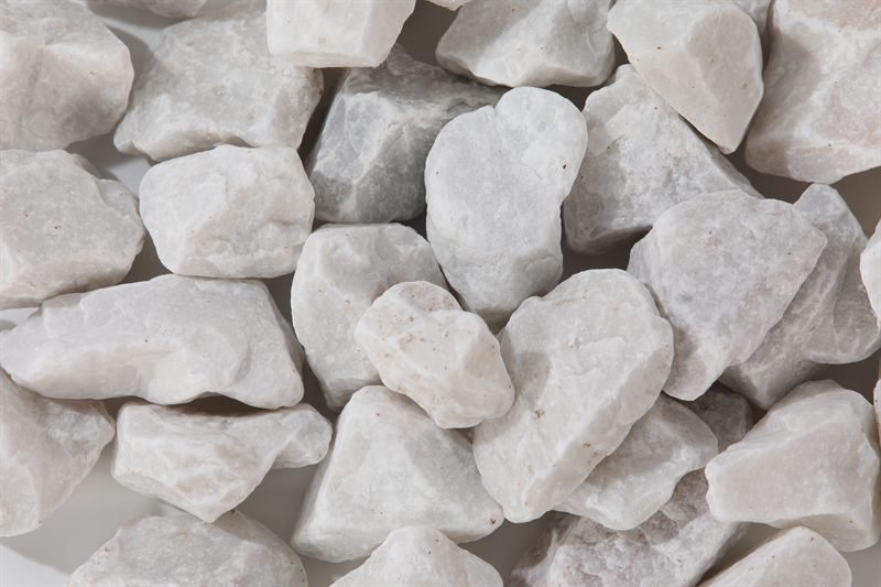 White Crushed Aggregate with a natural finish