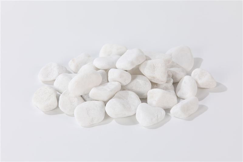 Snow white pebbles in 20–30mm showing natural shape variation